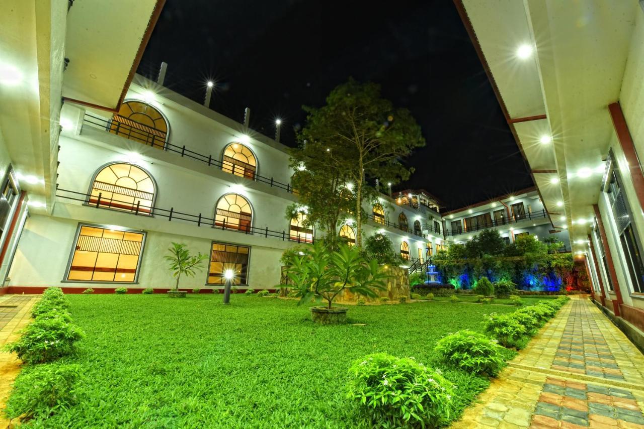 Hotel Centauria Wild Udawalawe Exteriér fotografie